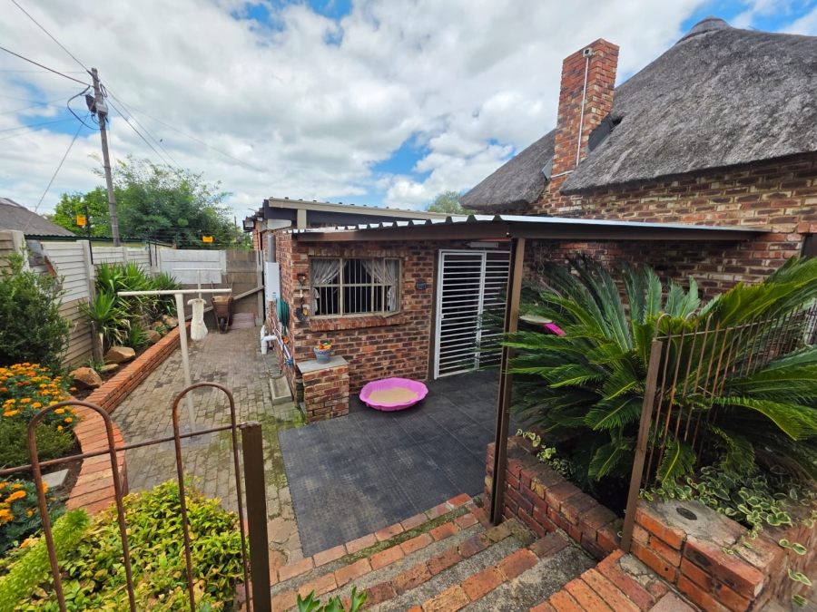 3 Bedroom Property for Sale in Sasolburg Ext 10 Free State